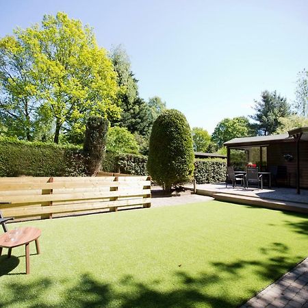 Relaxed Verblijf In Chalet Op De Veluwe Villa Putten Exterior photo